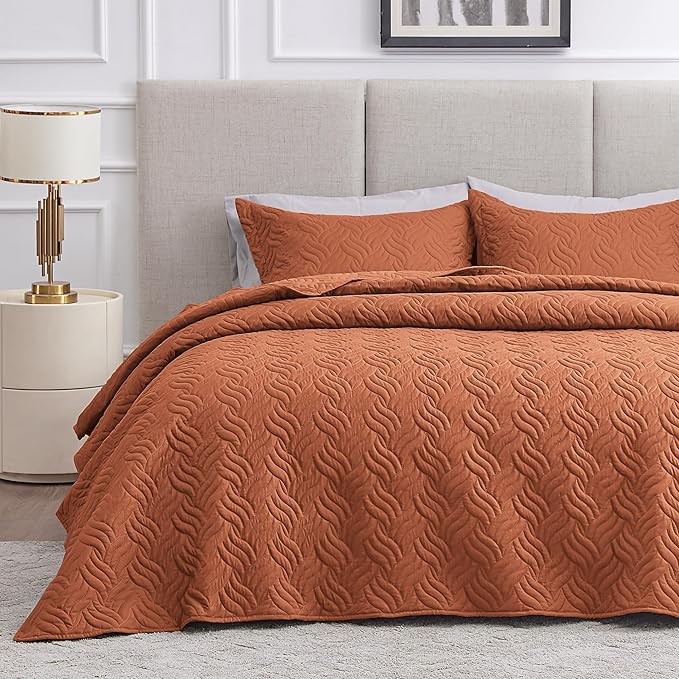 Love's cabin Quilts for Full Bed Umber Bedspreads Bedding Set - Lightweight Bedspread Comforter - Wave Pattern Bedding Coverlet for All Season - 3 Pieces (1 Quilt, 2 Pillow Shams)
