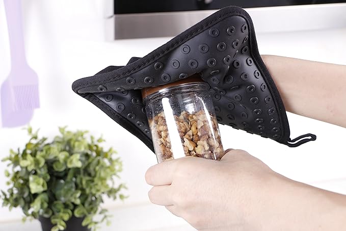 Webake Oven Mitts and Pot Holders Set of 4, 2 pcs Long Silicone Baking Oven Gloves and 2 pcs Silicone Hot Pads with Pocket for Oven Baking