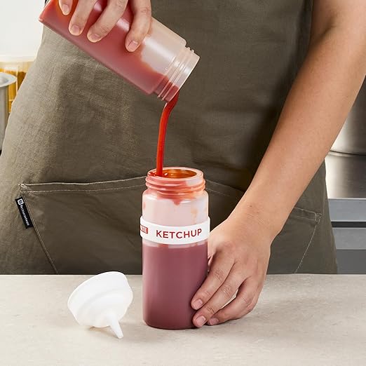 Restaurantware Silicone Squeeze Bottle Band 10 Count 2.75 Inch Dishwasher Safe Condiment Identification Band, Ketchup White Non-Slip Label Band for Condiment Labeling at Restaurants, Food Trucks
