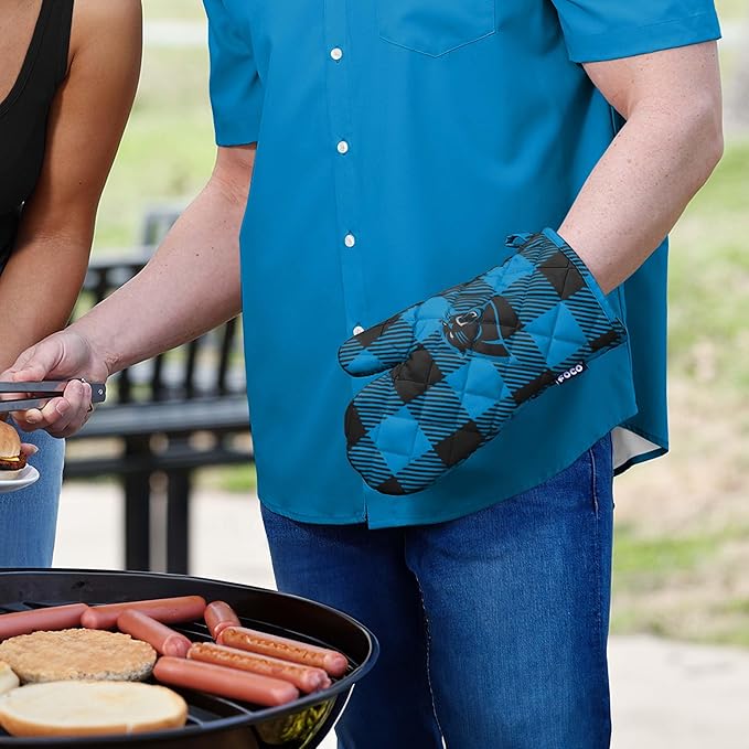 FOCO NFL Unisex-Adult NFL Team Logo Grilling Cooking Chef Gear - Oven Mitt