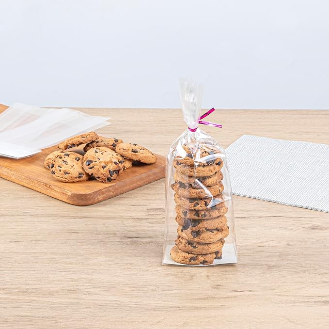 Restaurantware Flat Bottom Heat Seal Sandwich Bags Heat Sealable Food Bags - Gusset Bag with Paper Insert - Clear - 3 x 2 x 8 Inch - 100ct Box - Bag Tek