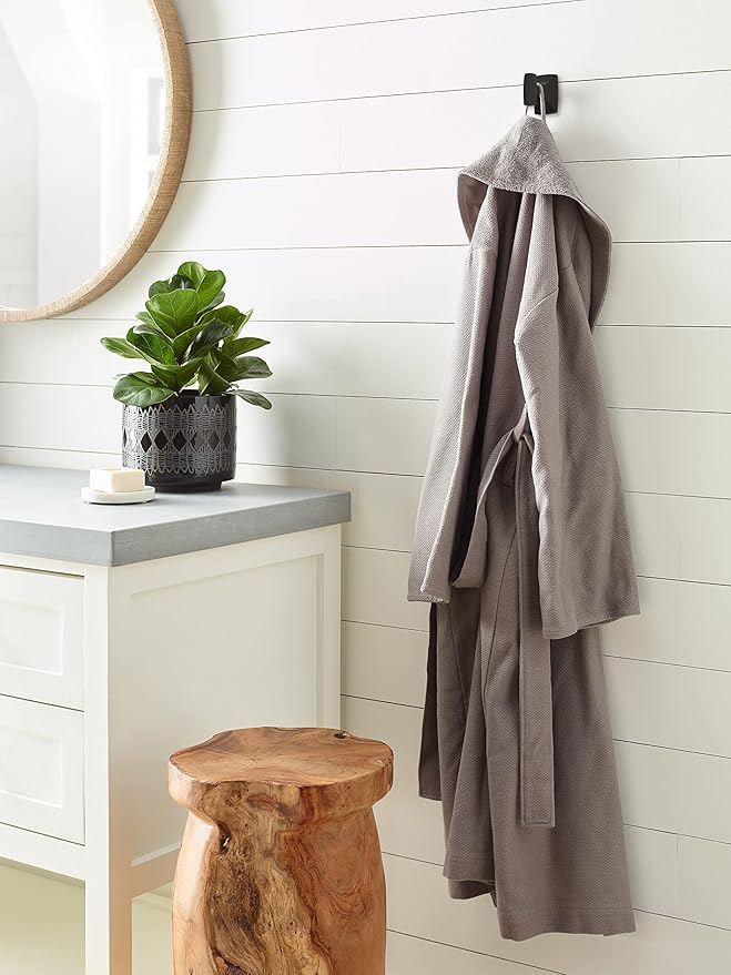Amerock BH36010ORB | Oil Rubbed Bronze Single Robe Hook | 2-5/8 in. (67 mm) Length Towel Holder | Highland Ridge | Towel Hook for Bathroom | Bathroom Hardware | Bath Accessories