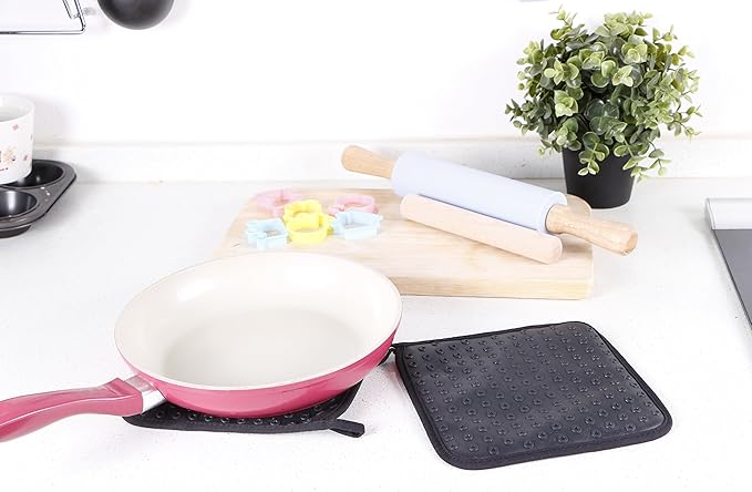 Webake Oven Mitts and Pot Holders Set of 4, 2 pcs Long Silicone Baking Oven Gloves and 2 pcs Silicone Hot Pads with Pocket for Oven Baking
