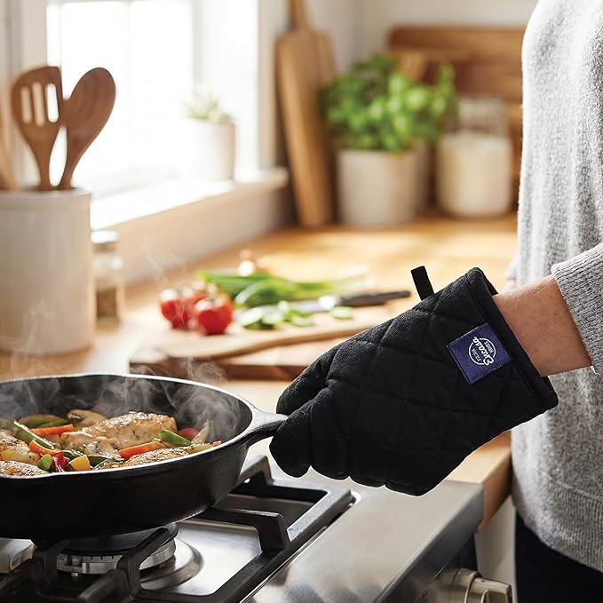 Encasa XO Heat Resistant 100% Cotton Oven Glove & Potholder Set with Loop, Kitchen Cooking Mittens, Microwave Safe Hot Pads (Full Black)
