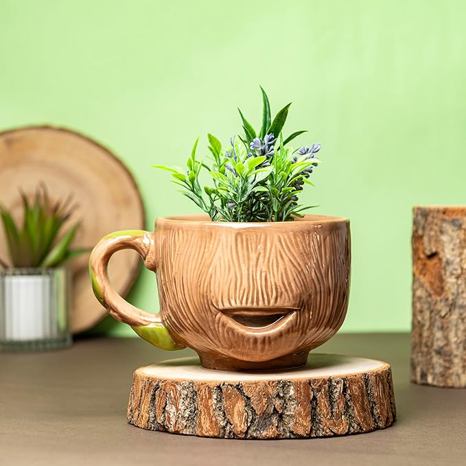 Zak Designs Marvel Guardians of the Galaxy Sculpted Ceramic Coffee Mug for Hot Drinks, Collectible Keepsake with Unique 3D Character (16.5 oz, Groot)