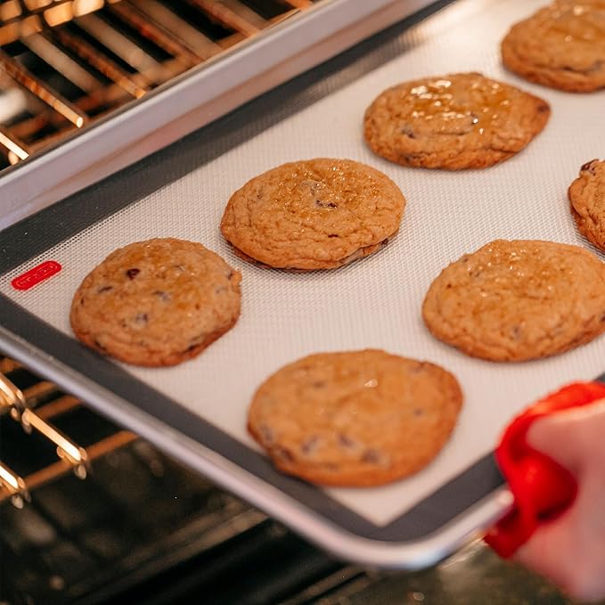 Dexas Silicone, Non-Stick, Food Safe Baking Mats 3 Pack, Clear w/Grey Edge. Includes Storage Bands. 3 Mat sizes: 16.5"x11.5"14"x10",11.5"x8.5"
