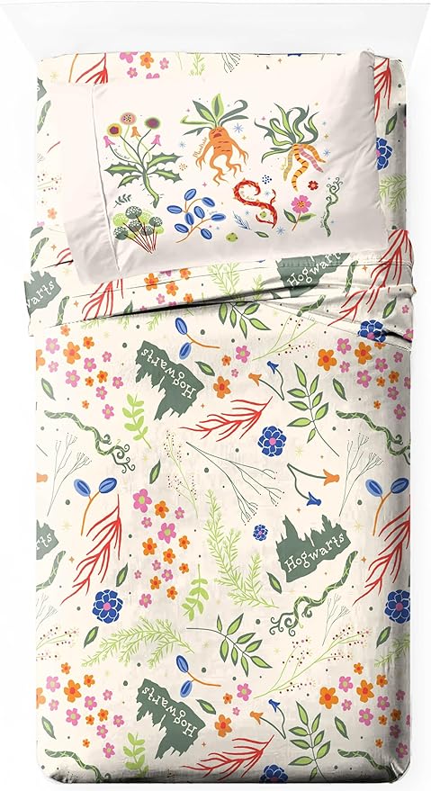 Jay Franco Sheet Set with Fitted, Flat Sheets & Pillow Cover - Ultra-Soft Bedding with Pillowcase for Room Decor, Multi - Harry Potter, 3 Piece Twin