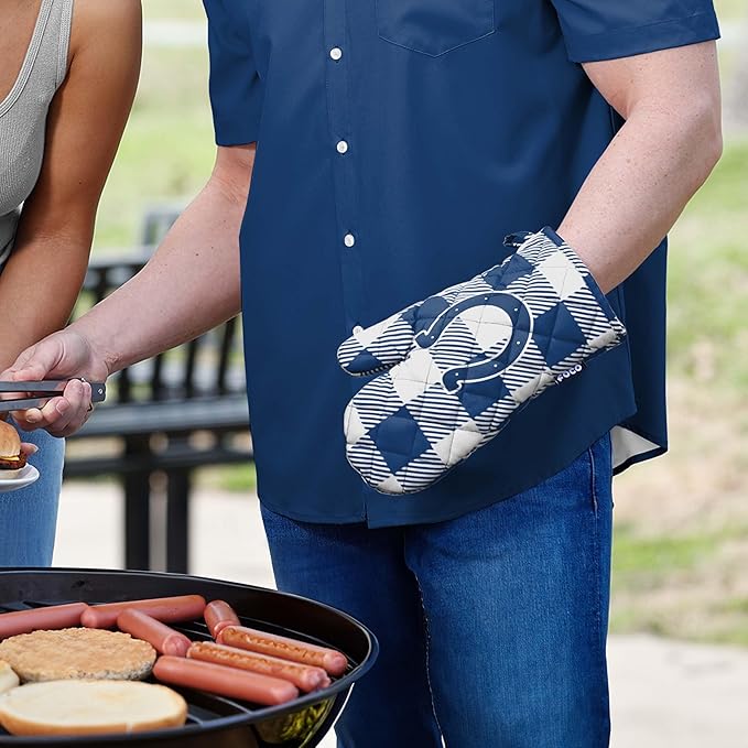 FOCO NFL Unisex-Adult NFL Team Logo Grilling Cooking Chef Gear - Oven Mitt