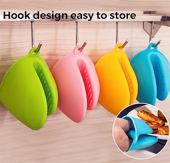 1 Pair Yellow,Mini Silicone Oven Gloves, Mini Finger Protector Pot Holder for Kitchen,Cooking,Baking,BBQHeat Resistant Gloves，can be Washed in the Dishwasher