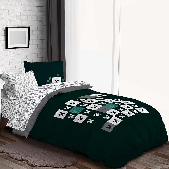 Jay Franco Minecraft Creeper Twin Comforter Set - 5 Piece Gamer Bedding Includes Sheet Set & Pillow Covers - Super Soft Checkered Bedding