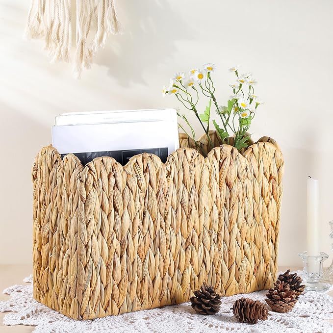 Chunful Hand Woven Scalloped Magazine Basket Natural Water Hyacinth Magazine Holder 15 x 6 x 10 ¼'' Boho Farmhouse Book Organizer for Bathroom, Living Room, Home, Office