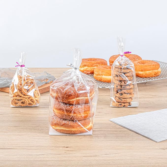 Restaurantware Flat Bottom Heat Seal Sandwich Bags Heat Sealable Food Bags - Gusset Bag with Paper Insert - Clear - 4 x 4 x 9 Inch - 100ct Box - Bag Tek