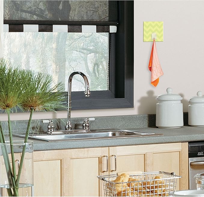 RoomMates RMK2212HK Green Chevron Magic Hook
