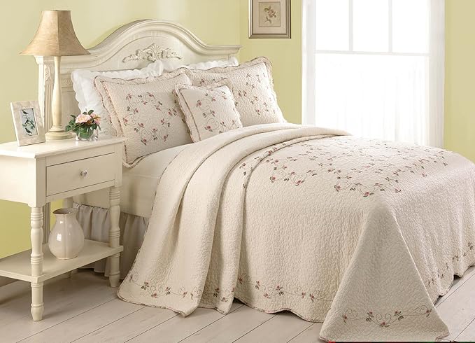 MODERN HEIRLOOM Felisa Floral Embroidered Quilted Bedspread, Lightweight All Seasons Vintage Bedding, Queen Size 102" W x 118" L, Pink/Ivory