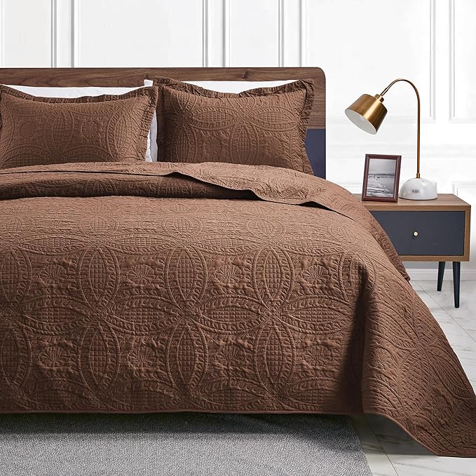 Love's cabin Quilts for Full Bed Brown Bedspreads Bedding Set - Lightweight Bedspread Comforter - Coin Pattern Bedding Coverlet for All Season - 3 Pieces (1 Quilt, 2 Pillow Shams)