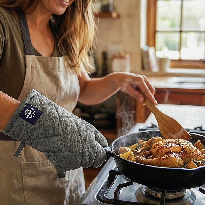 Encasa XO Heat Resistant 100% Cotton Oven Glove & Potholder Set with Loop, Kitchen Cooking Mittens, Microwave Safe Hot Pads (Grey)