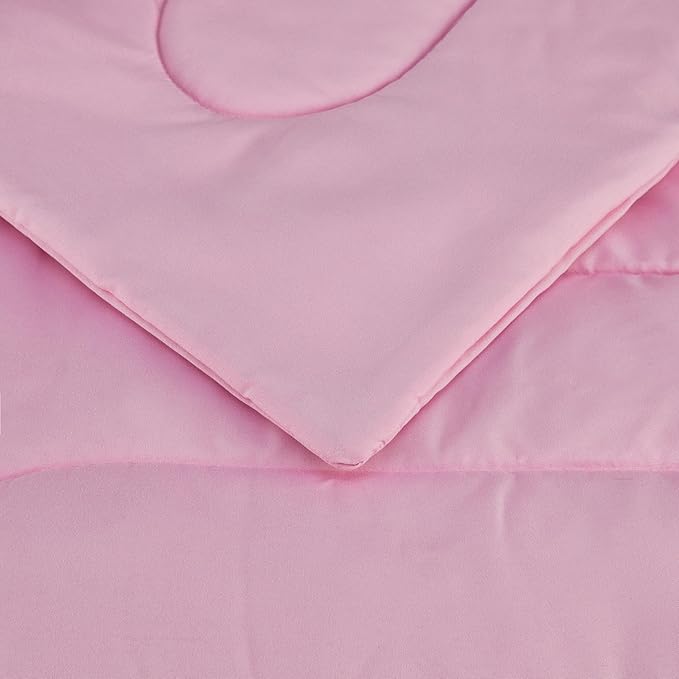 Amazon Basics 5-Piece Soft, Easy-Wash Microfiber Kid's Bed-in-a-Bag Bedding Set with Sheet and Comforter, Twin, Pink, Solid