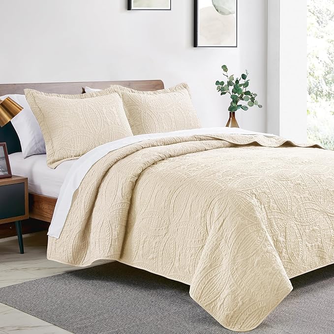 Love's cabin Twin Quilt Bedding Set Beige Bedspreads - Soft Bed Summer Lightweight Bedspread Comforter - Coin Pattern Bedding Coverlet for All Season - 2 Pieces (1 Quilt, 1 Pillow Sham)