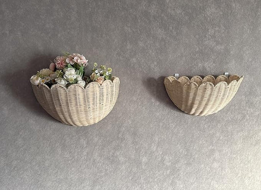 2pcs woven wall baskets,scalloped wall basket,hanging basket,16" x 10" x 7"In & 14" x 8" x 6"In