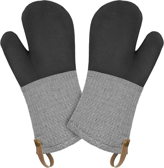 Cuisinart Kitchen Oven Mitts – Heat-Resistant Kitchen Mitts for Oven with Non-Slip Neoprene Palm, Long Cuff, and Cotton Filling – Durable Oven Gloves for Cooking, Baking, & Grilling