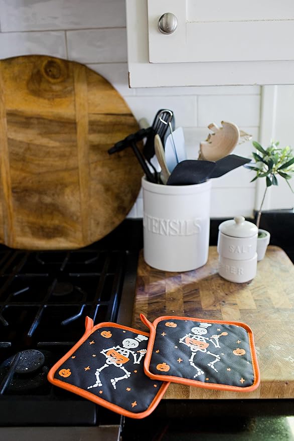 Pearhead Halloween Skeleton Chef Pot Holders Set of 2, Heat-Resistant Kitchen Hot Pads with Hanging Loops, Spooky Pumpkin Design for Cooking, Baking, Serving, and Festive Autumn Holiday Décor