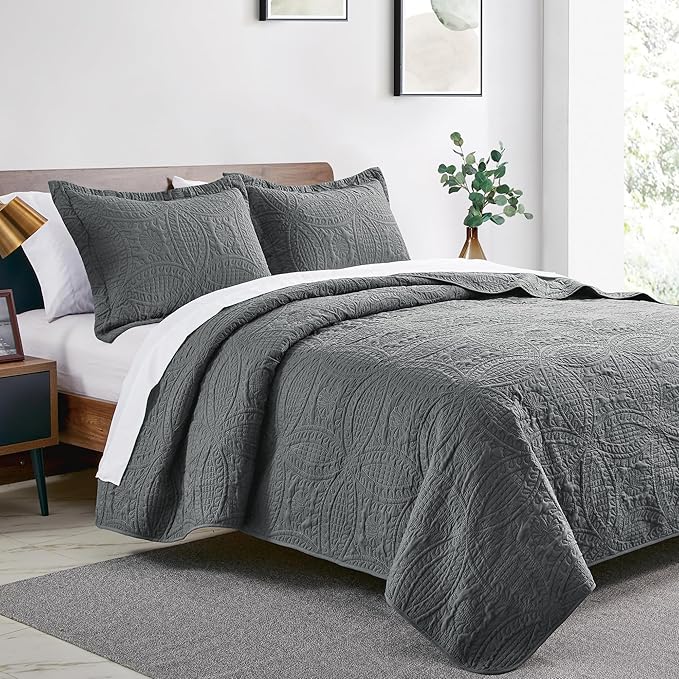 Love's cabin Oversized King Size Quilt Bedding Set Dark Grey Bedspreads - Oversized King Lightweight Bedspread Comforter - Coin Pattern Coverlet for All Season - 3 Pieces (1 Quilt, 2 Pillow Shams)