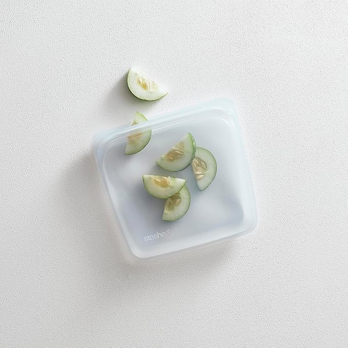 Stasher Silicone Reusable Storage Bag, Sandwich Bags, Reusable Freezer Bag, Microwave, Dishwasher, Oven Safe, Sous Vide, Premium Lunch Container, Eco Friendly, Food Storage Bags, 28 oz, Clear | Reusable Food Bag